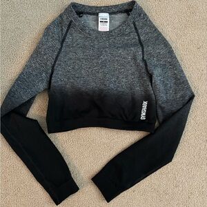 NWOT gymshark size medium cropped seamless ombré workout shirt